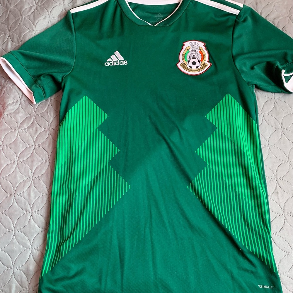 XS - Men Mexico Jersey, only worn once.